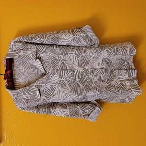 Habitat abstract leaf motif button-down tunic, 3/4 sleeves with button tab cuffs